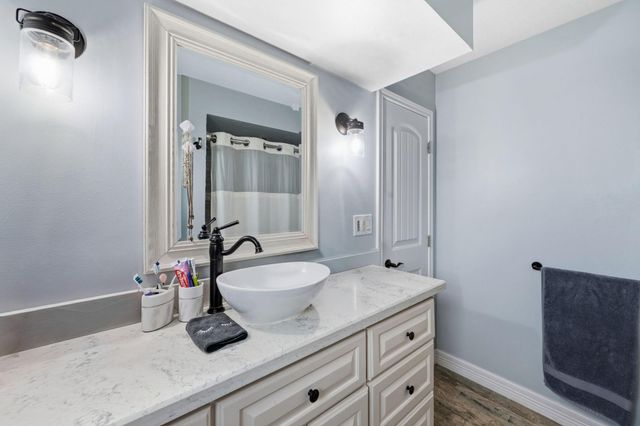 1539 Sterling Drive, Baytown, TX 77523