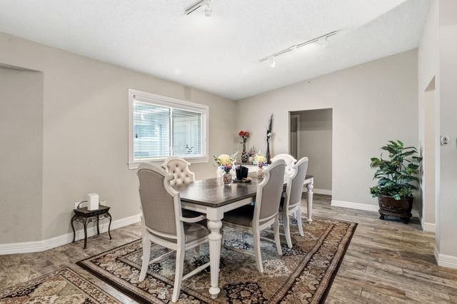 1539 Sterling Drive, Baytown, TX 77523