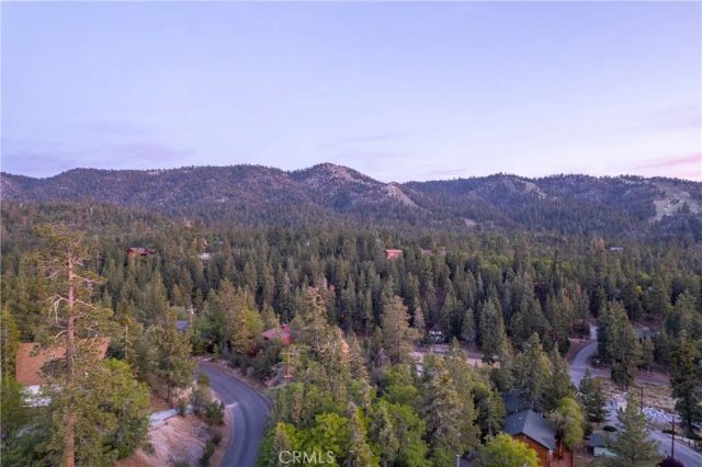 43628 Yosemite Drive, Big Bear Lake, CA 92315