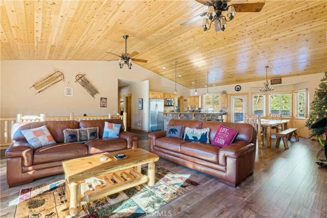 43628 Yosemite Drive, Big Bear Lake, CA 92315