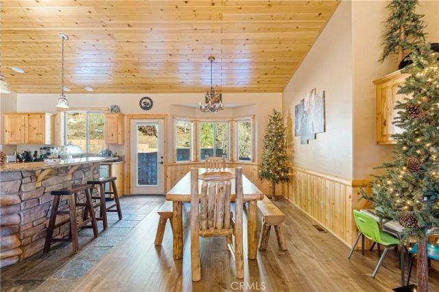 43628 Yosemite Drive, Big Bear Lake, CA 92315