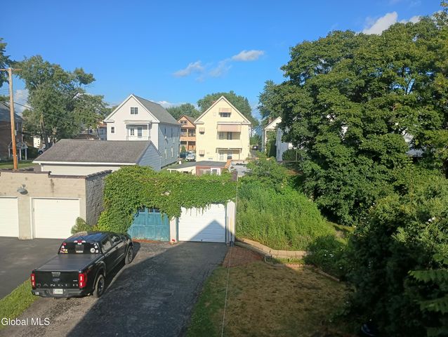 38 Harris Avenue, Albany, NY 12208