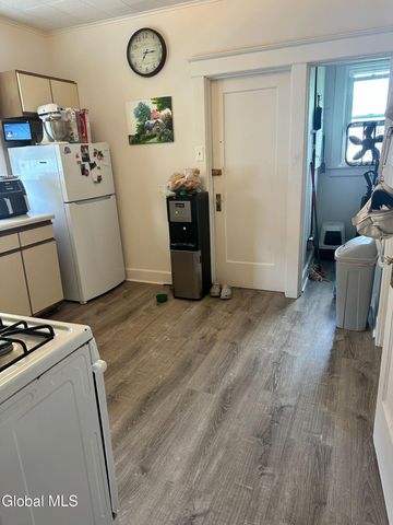 38 Harris Avenue, Albany, NY 12208