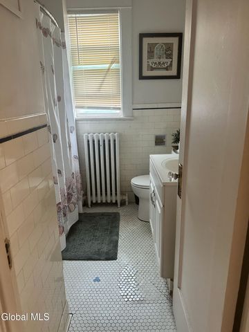 38 Harris Avenue, Albany, NY 12208