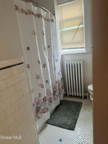 38 Harris Avenue, Albany, NY 12208