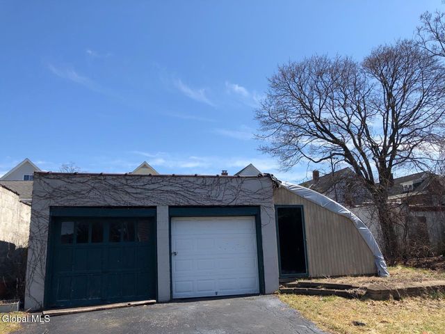 38 Harris Avenue, Albany, NY 12208