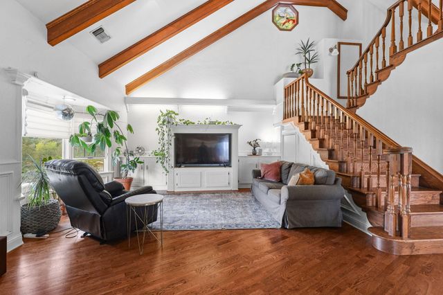 3330 Scenic Drive, Redding, CA 96001