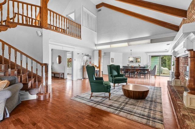 3330 Scenic Drive, Redding, CA 96001