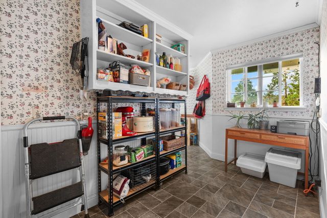 3330 Scenic Drive, Redding, CA 96001