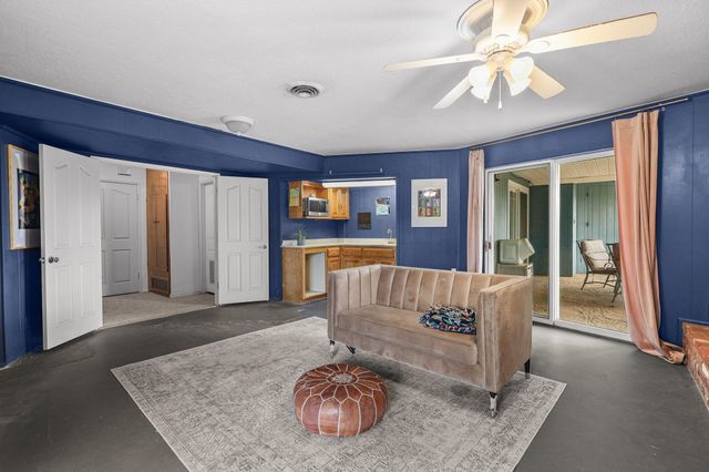 3330 Scenic Drive, Redding, CA 96001