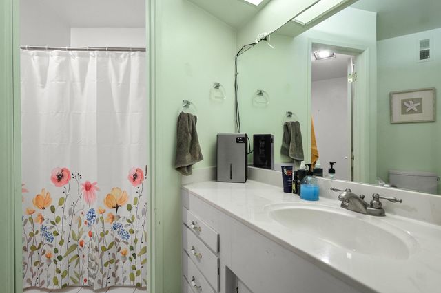 3330 Scenic Drive, Redding, CA 96001