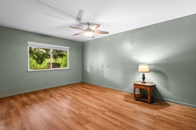 3330 Scenic Drive, Redding, CA 96001