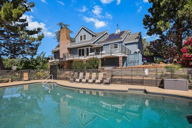 3330 Scenic Drive, Redding, CA 96001