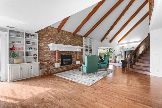 3330 Scenic Drive, Redding, CA 96001