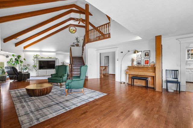 3330 Scenic Drive, Redding, CA 96001