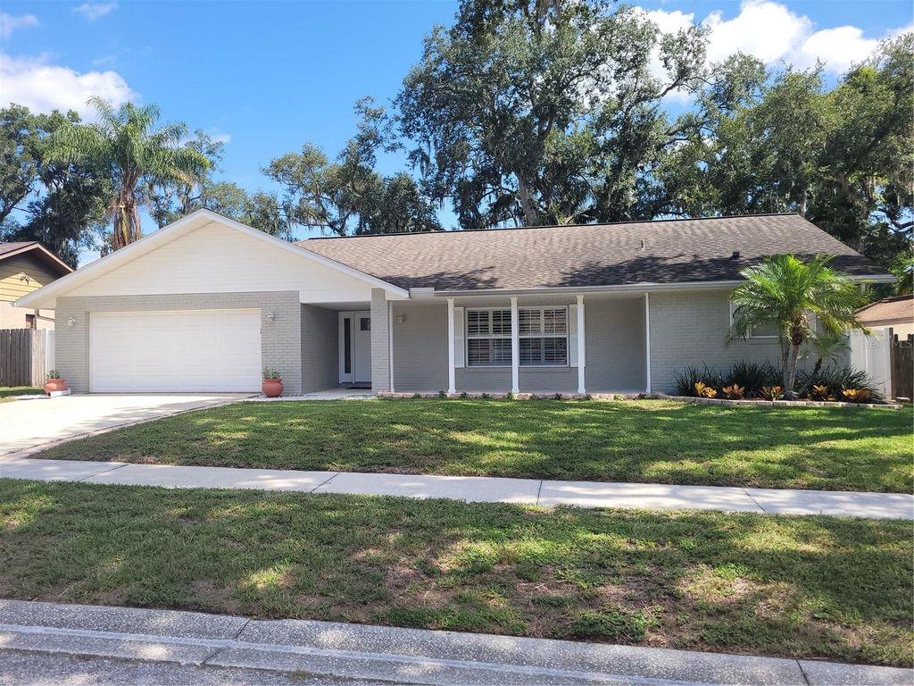 1104 RIFLECREST AVENUE, Valrico, FL 33594