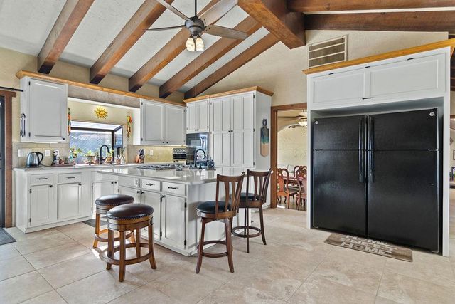 10722 Rawles Rd, Oakdale, CA 95361