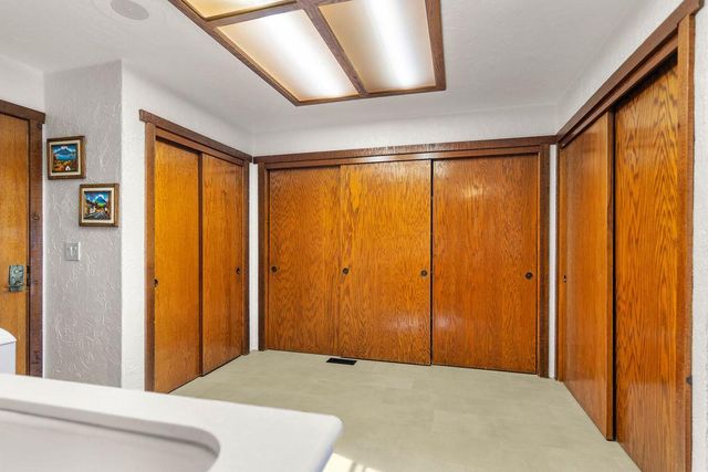 10722 Rawles Rd, Oakdale, CA 95361