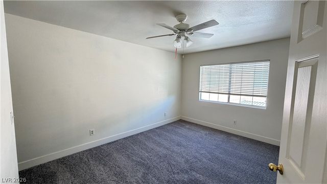 8413 Blazing Sun Avenue, Las Vegas, NV 89129