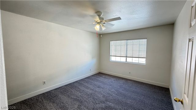 8413 Blazing Sun Avenue, Las Vegas, NV 89129