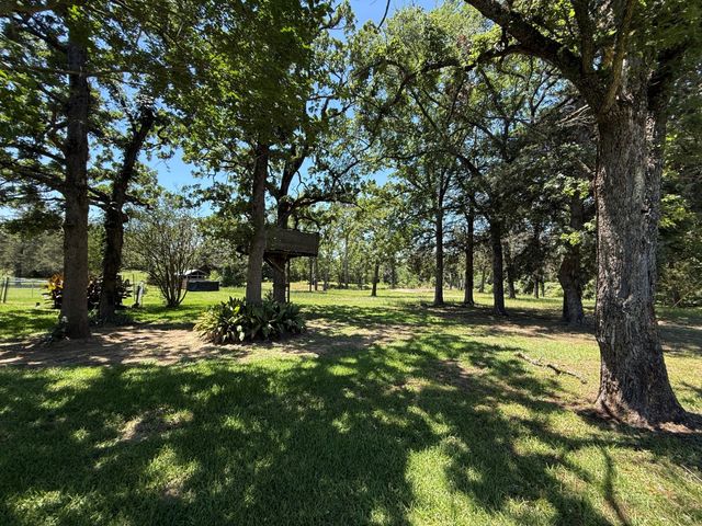 10308 Farm Market 831, Buffalo, TX 75831