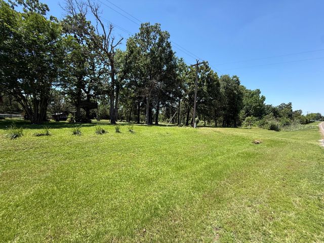 10308 Farm Market 831, Buffalo, TX 75831