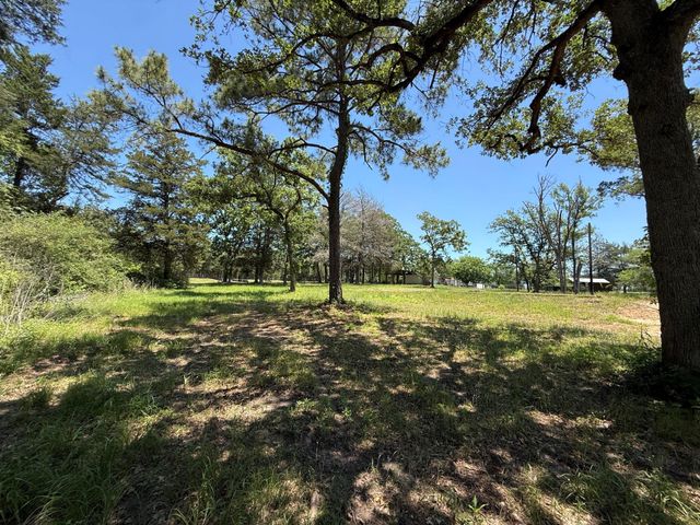 10308 Farm Market 831, Buffalo, TX 75831