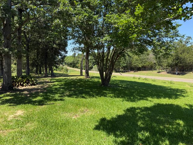 10308 Farm Market 831, Buffalo, TX 75831