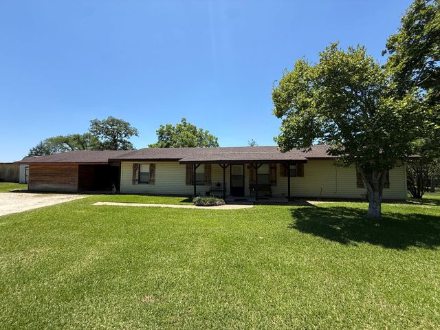 10308 Farm Market 831, Buffalo, TX 75831