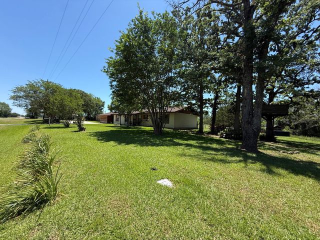 10308 Farm Market 831, Buffalo, TX 75831