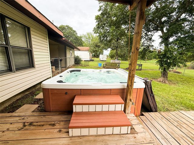 10308 Farm Market 831, Buffalo, TX 75831