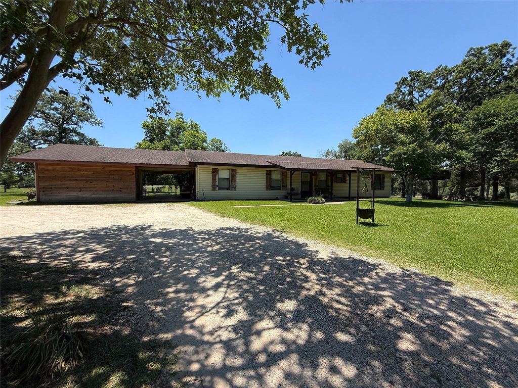 10308 Farm Market 831, Buffalo, TX 75831