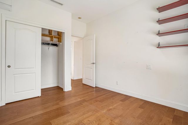 2463 Twain Avenue, Clovis, CA 93611