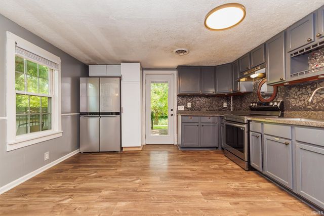 4660 E County Road 550 S, Muncie, IN 47302
