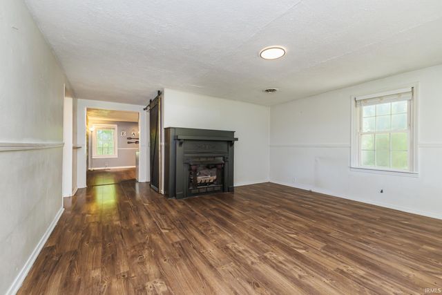 4660 E County Road 550 S, Muncie, IN 47302