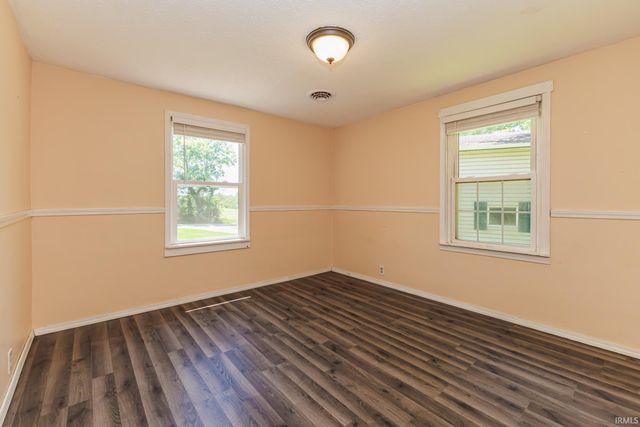 4660 E County Road 550 S, Muncie, IN 47302
