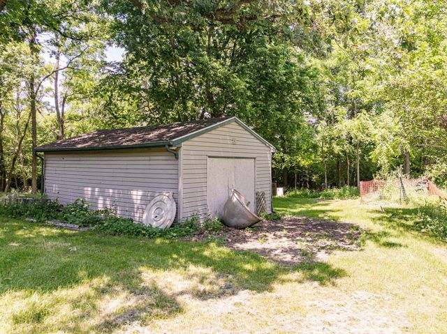 4660 E County Road 550 S, Muncie, IN 47302