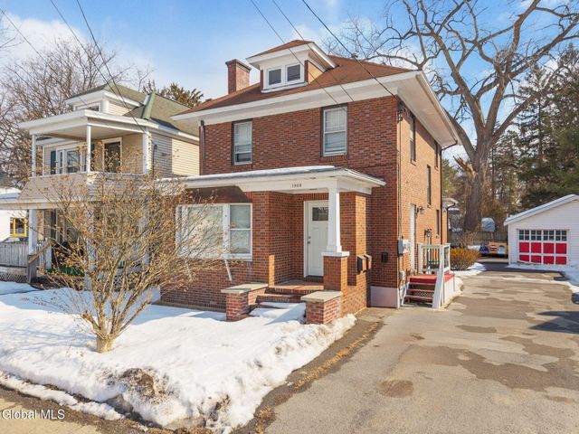 1905 Hamburg Street, Rotterdam, NY 12304