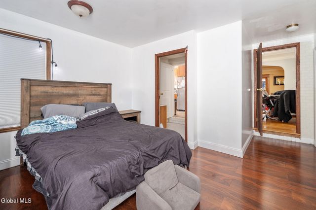 1905 Hamburg Street, Rotterdam, NY 12304