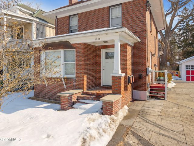 1905 Hamburg Street, Rotterdam, NY 12304