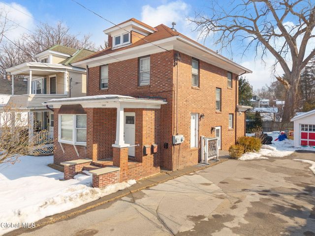 1905 Hamburg Street, Rotterdam, NY 12304