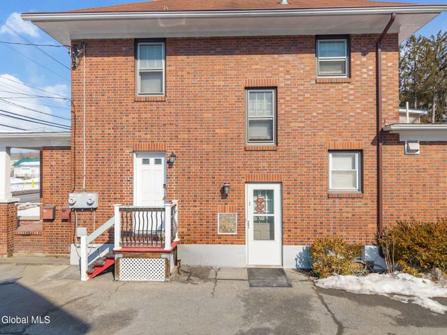 1905 Hamburg Street, Rotterdam, NY 12304