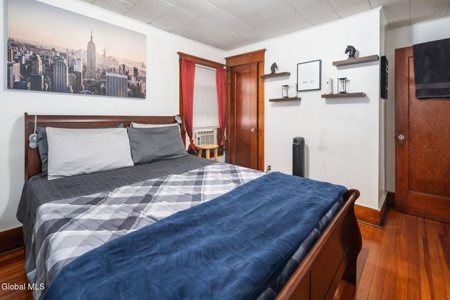 1905 Hamburg Street, Rotterdam, NY 12304