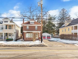 1905 Hamburg Street, Rotterdam, NY 12304