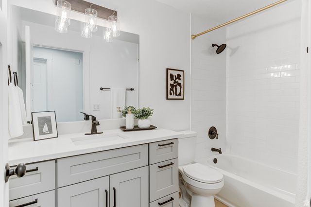 1520 E 1100 S, Clearfield, UT 84015