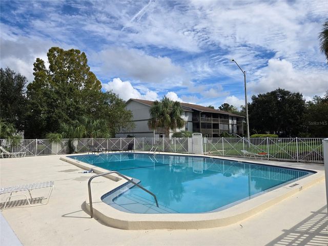 6519 W NEWBERRY ROAD 204, Gainesville, FL 32605