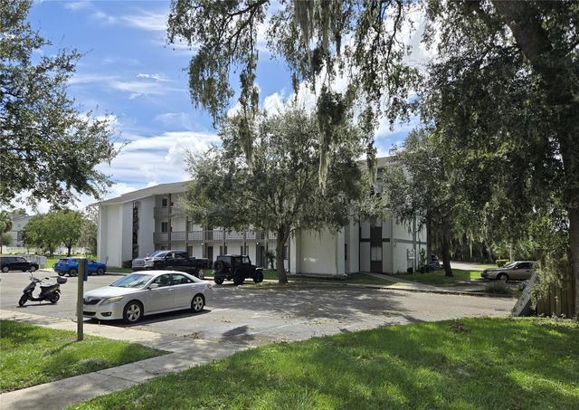 6519 W NEWBERRY ROAD 204, Gainesville, FL 32605