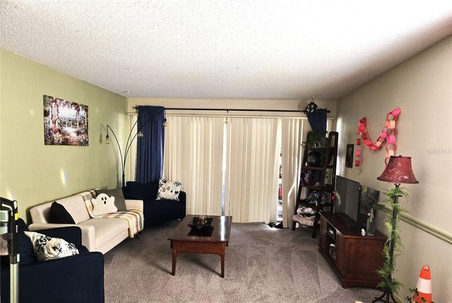 6519 W NEWBERRY ROAD 204, Gainesville, FL 32605
