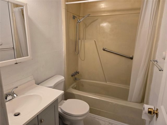 6519 W NEWBERRY ROAD 204, Gainesville, FL 32605