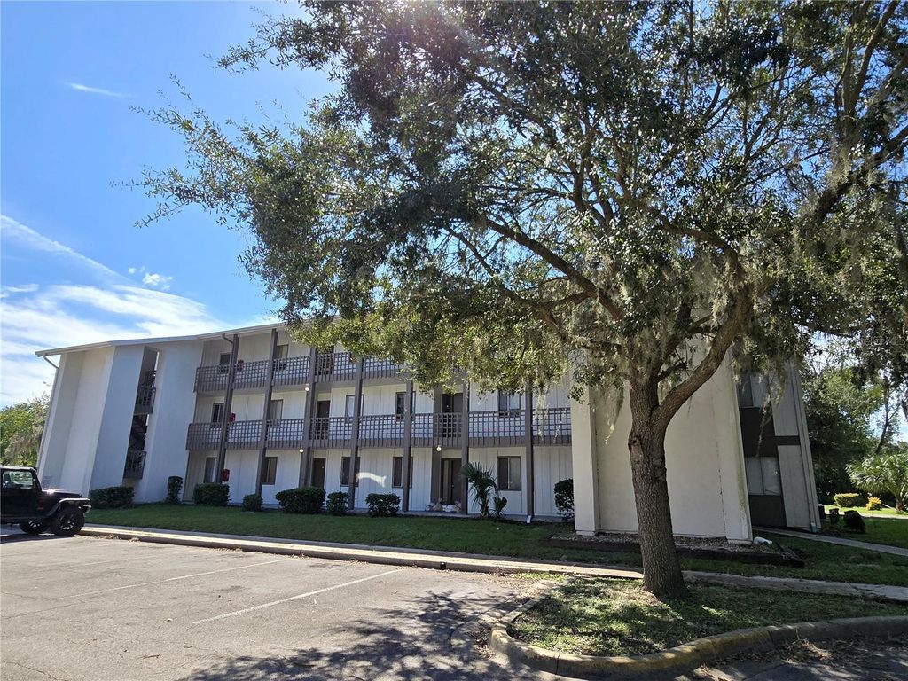 6519 W NEWBERRY ROAD 204, Gainesville, FL 32605
